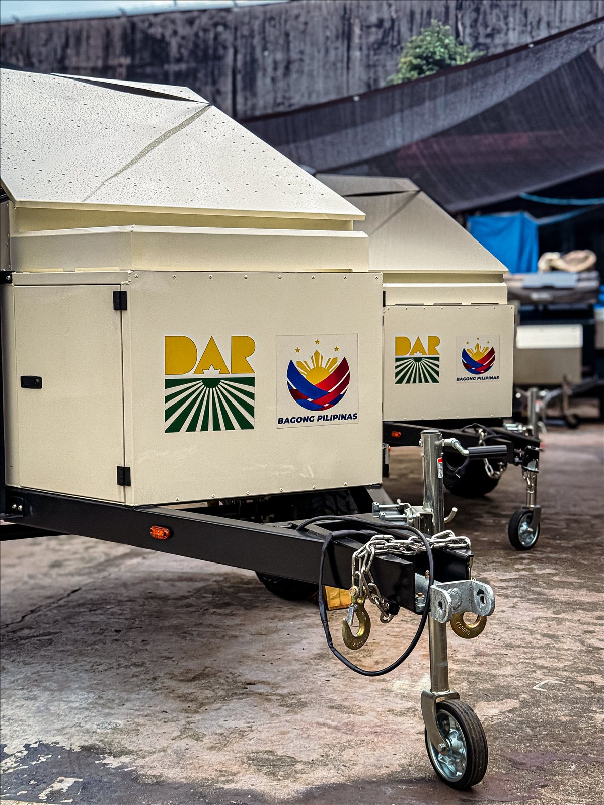 Two DAR government trailers built by Iron Wolf